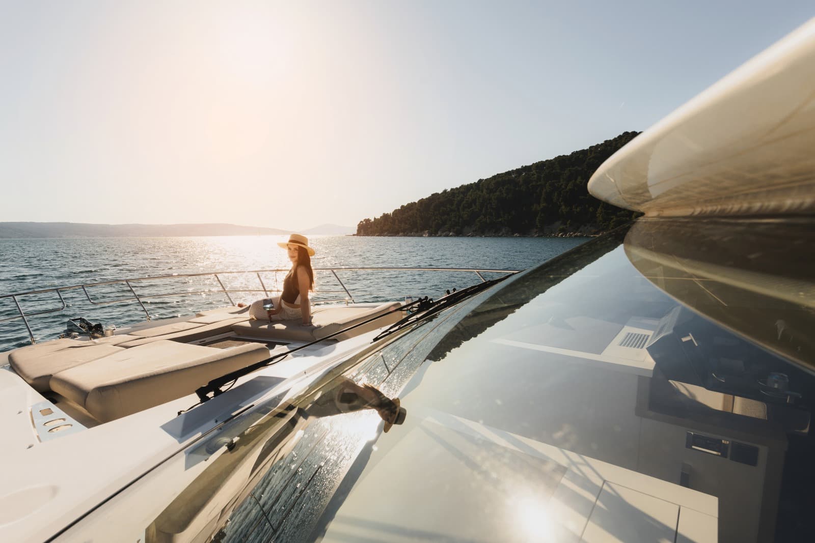 Prestige 590 Fly - photo 4