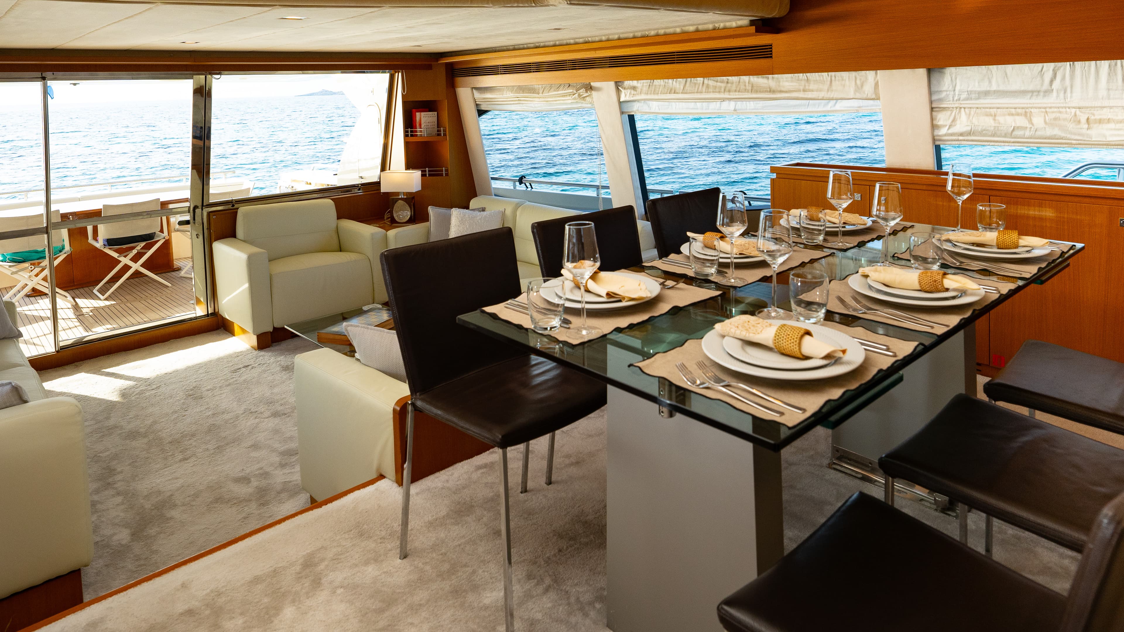 Ferretti 780 - photo 13