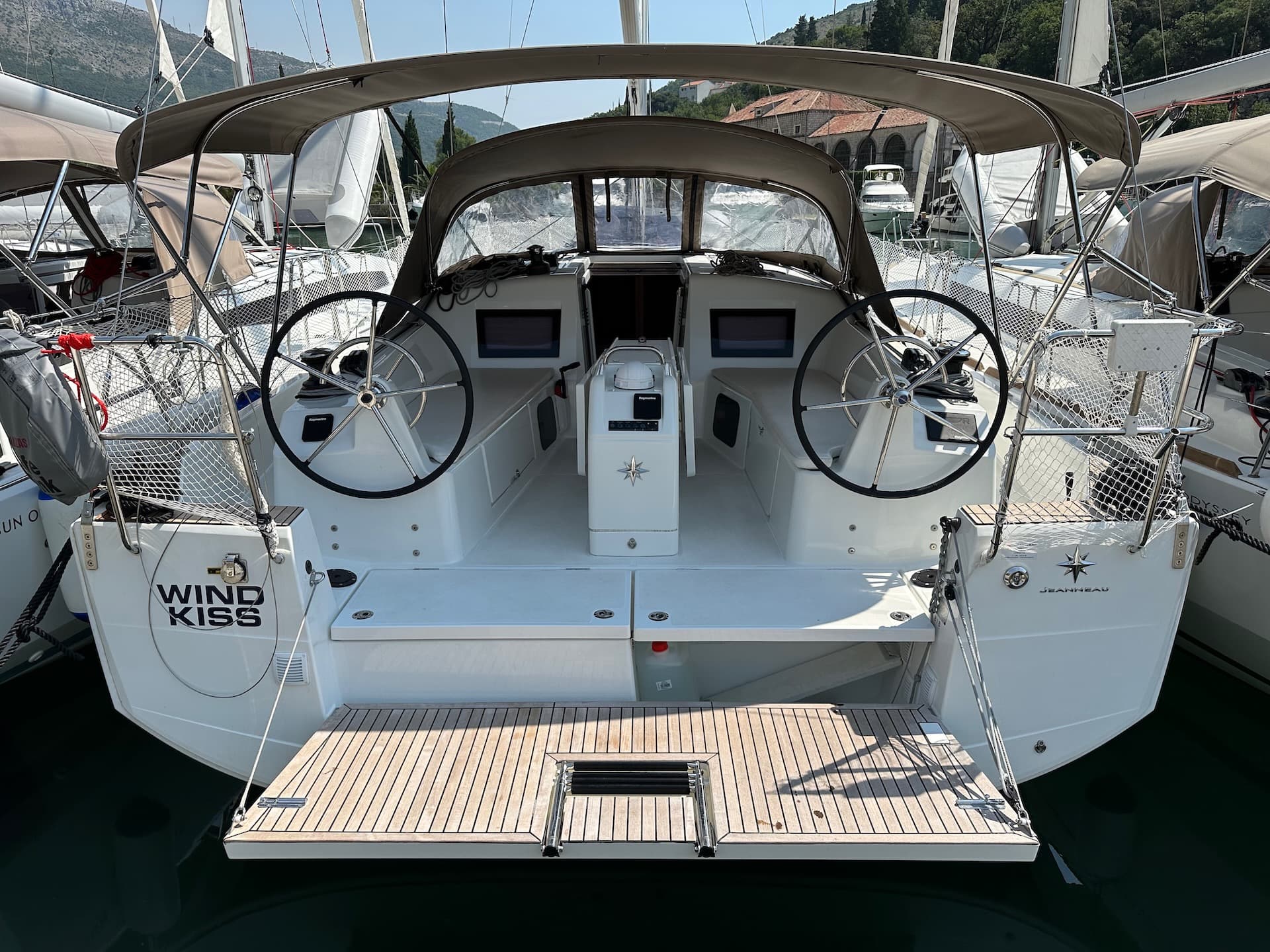 Sun Odyssey 410 - photo