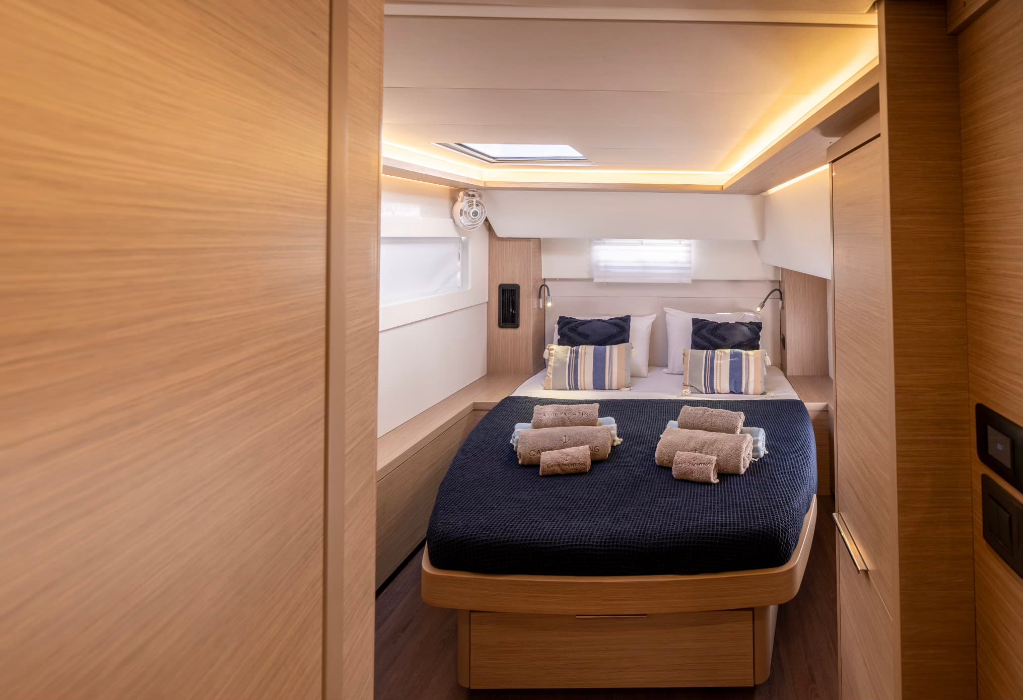 Lagoon 46  - photo 25