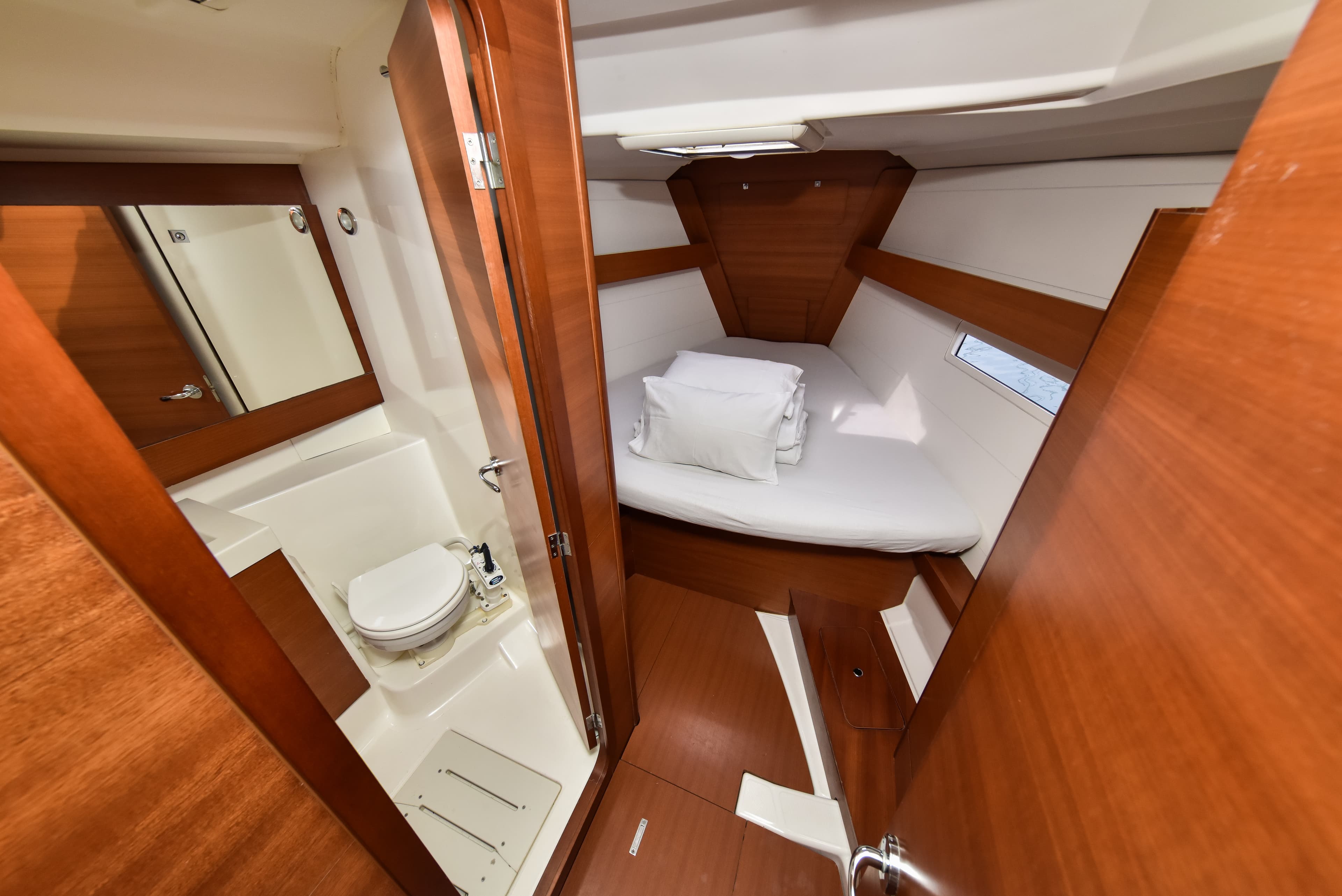 Dufour 410 Grand Large - photo 34