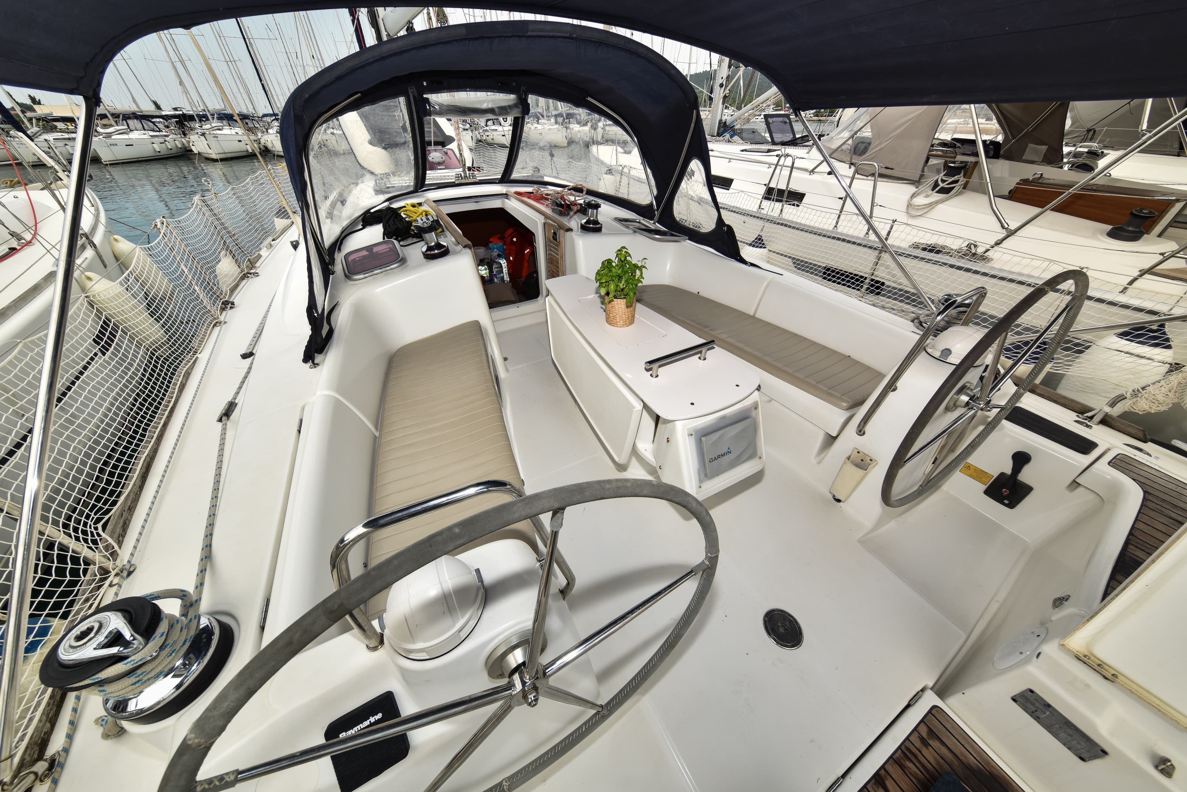 Oceanis 43 - photo 25