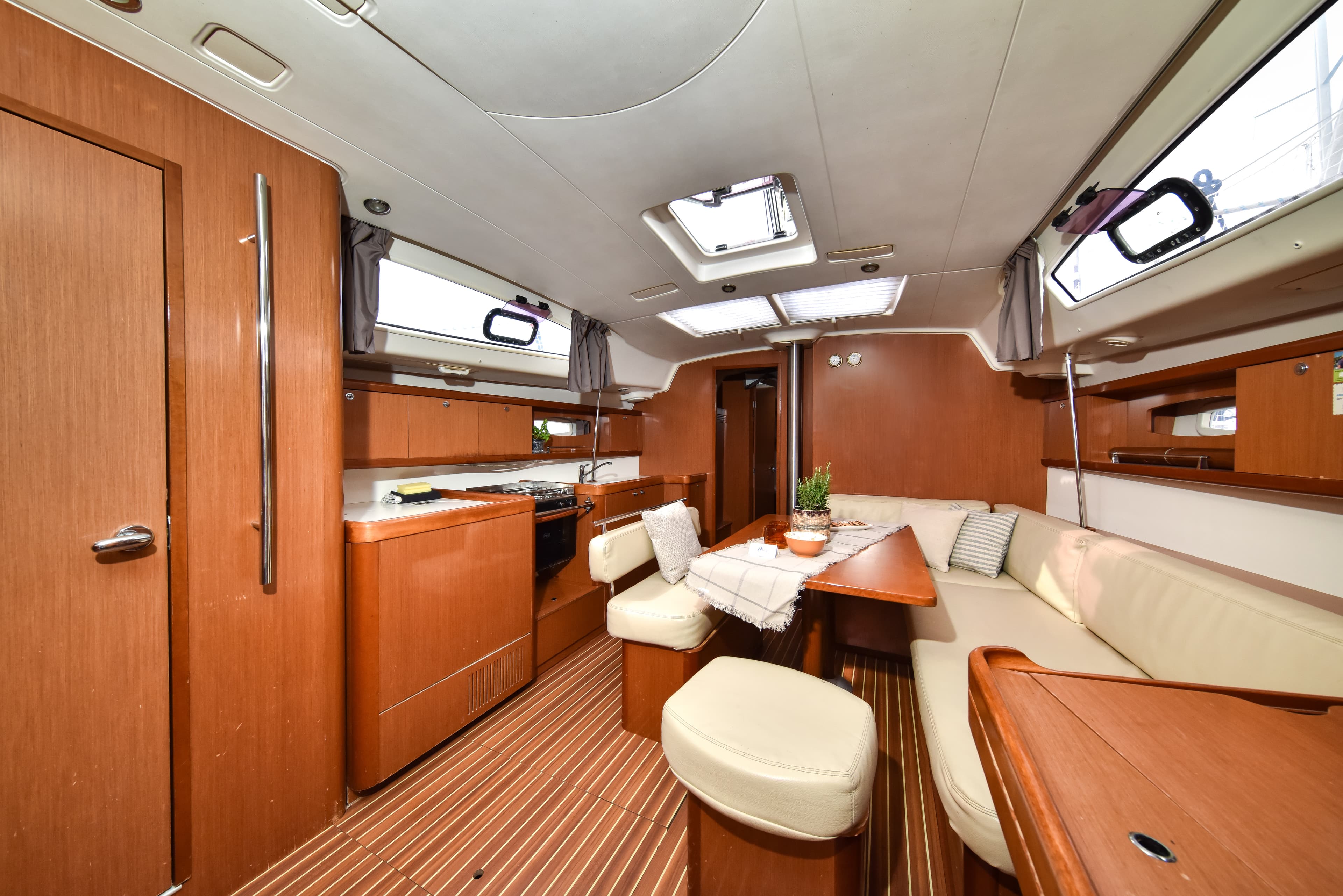 Oceanis 43 - photo 18