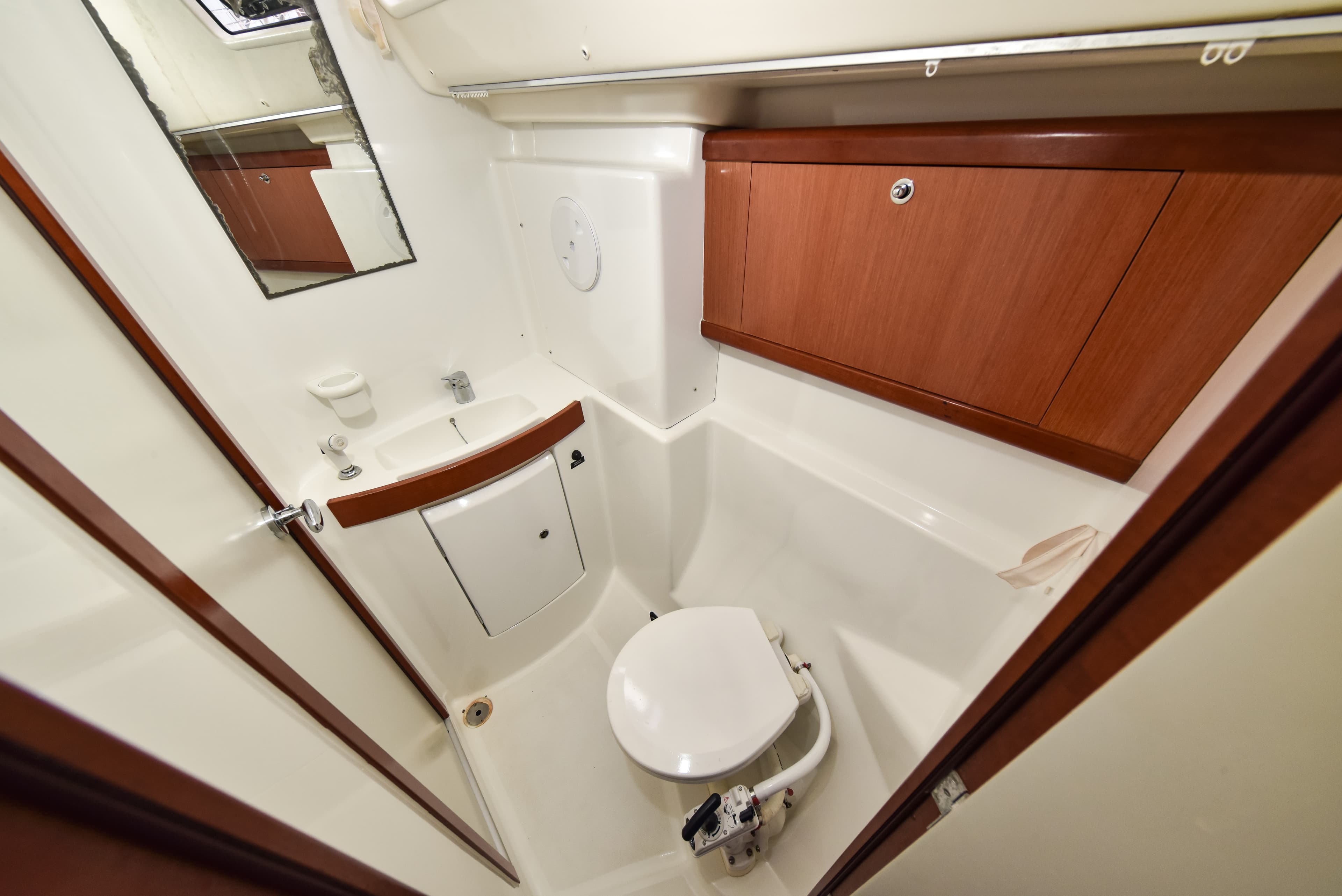 Oceanis 43 - photo 20