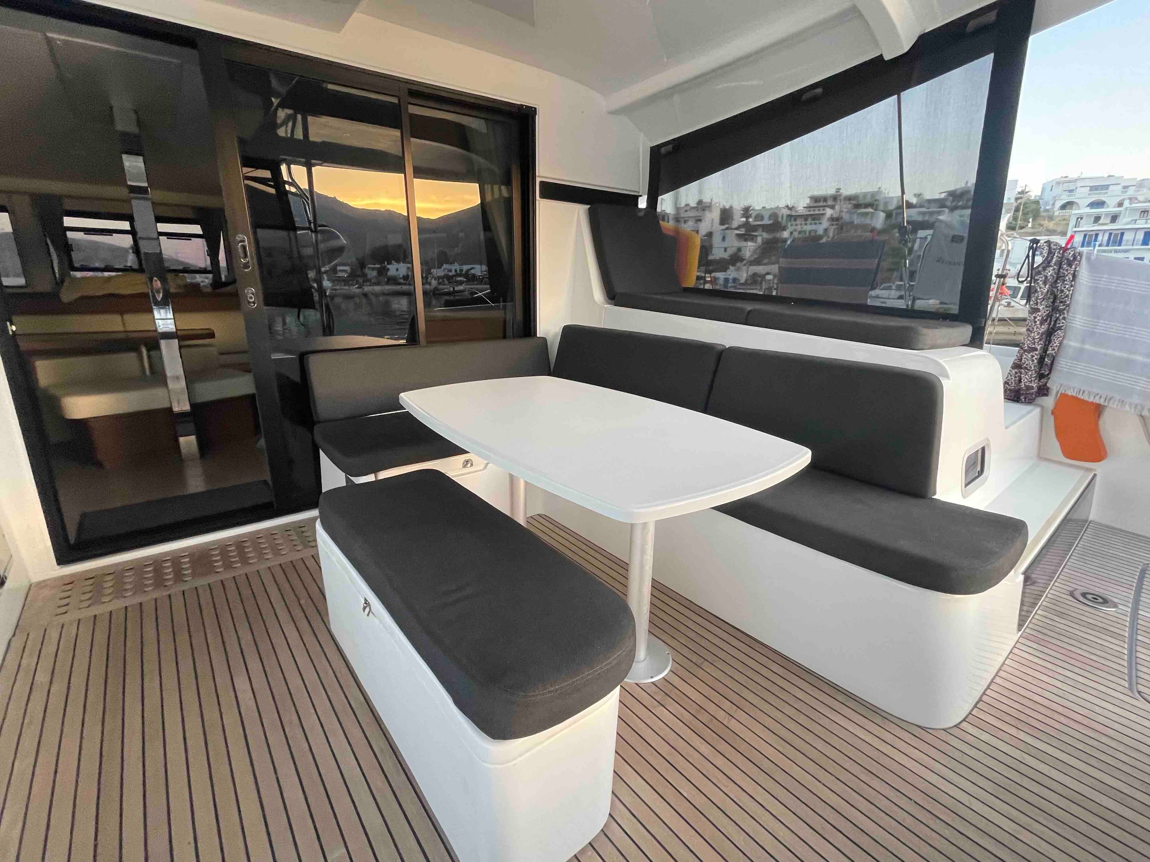 Lagoon 42 - photo 16