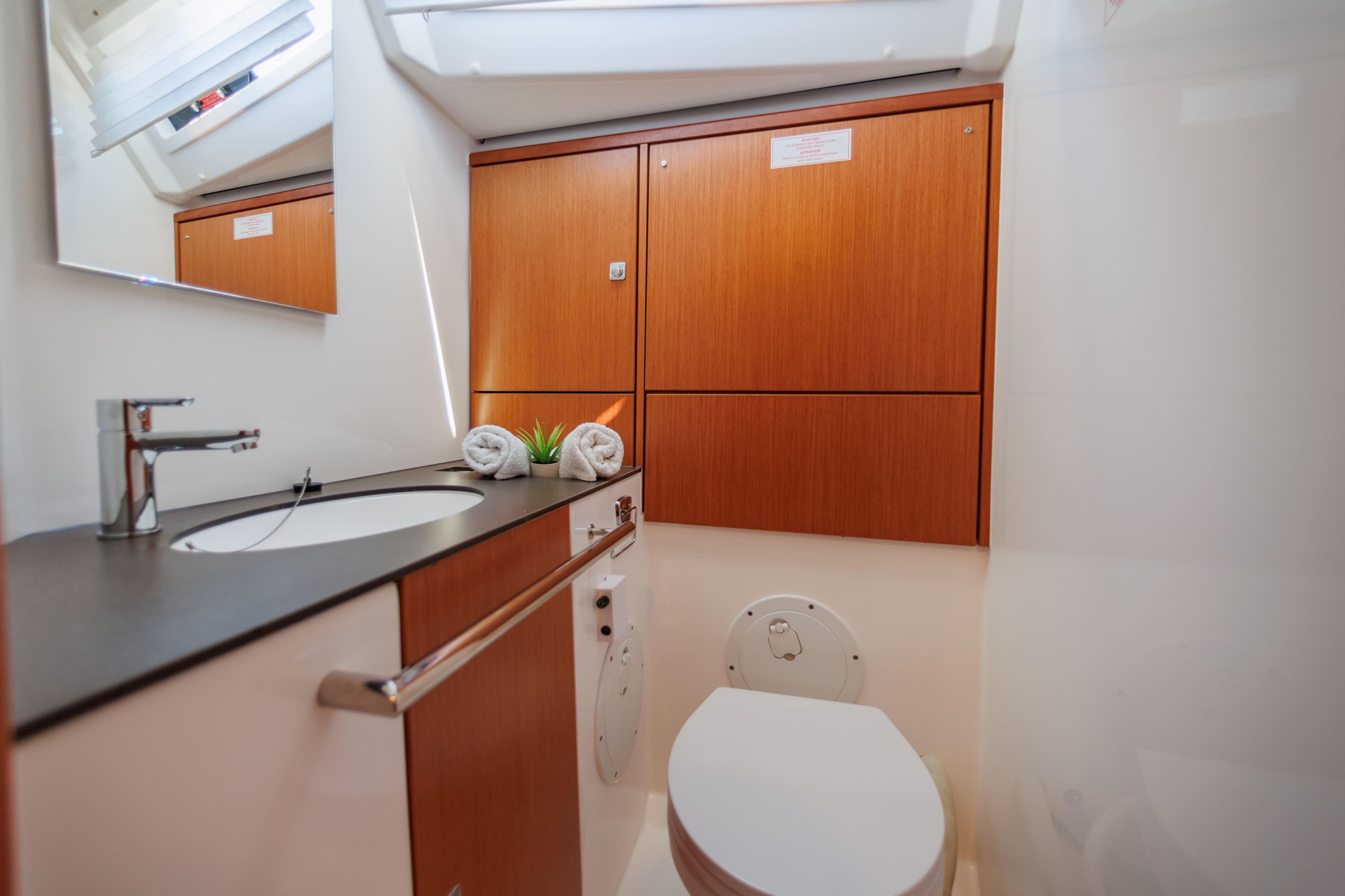 Bavaria Cruiser 46 - photo 26