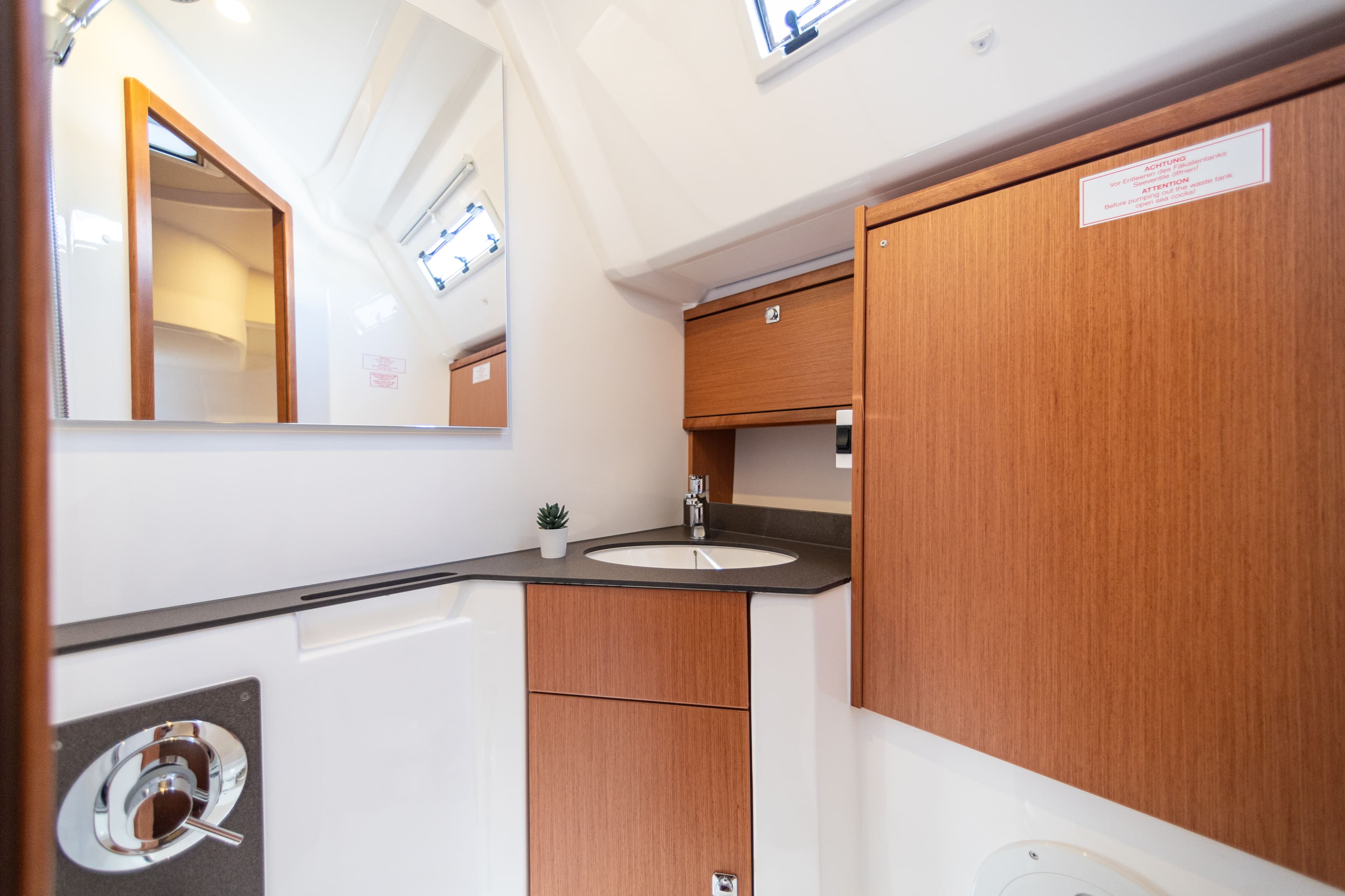 Bavaria Cruiser 46 - photo 27