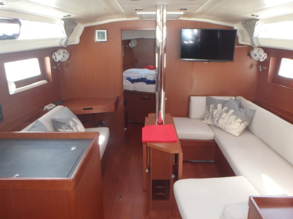 Oceanis 41.1 - photo 10