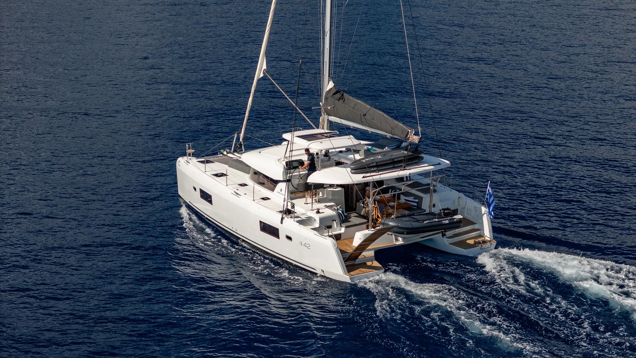 Lagoon 42 - photo 11