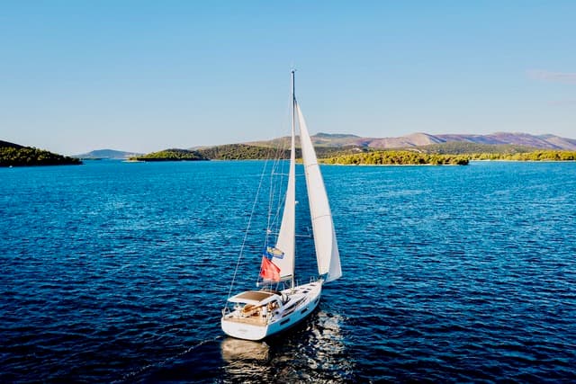 Jeanneau 60 - photo 12