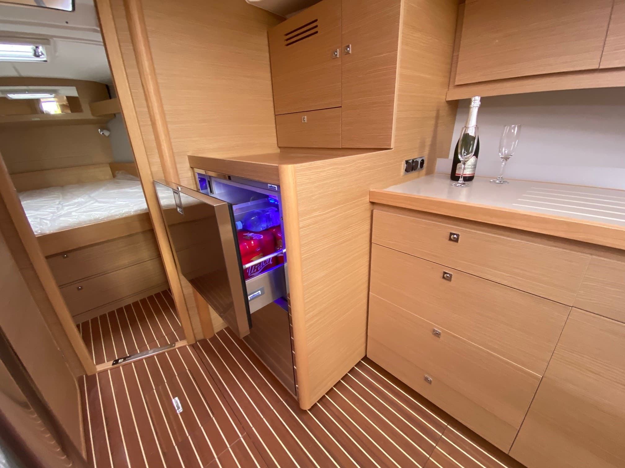 Dufour 430 - photo 6