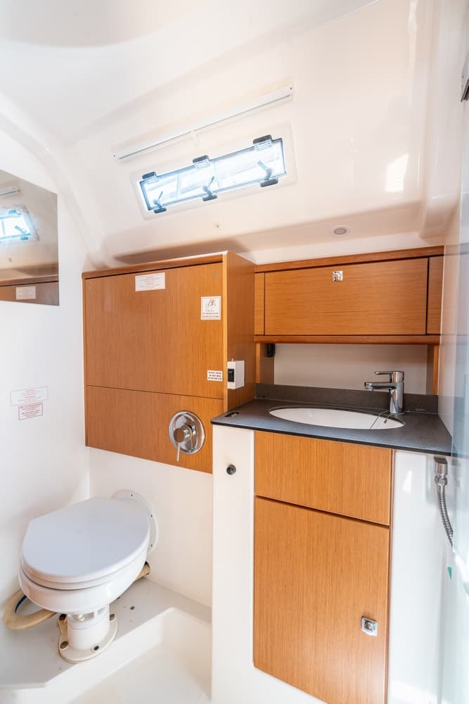 Bavaria 51 Cruiser - photo 17