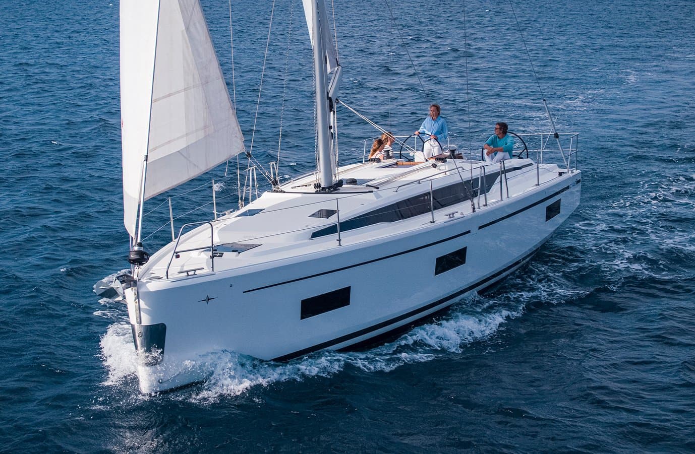 Bavaria C42 - photo 7