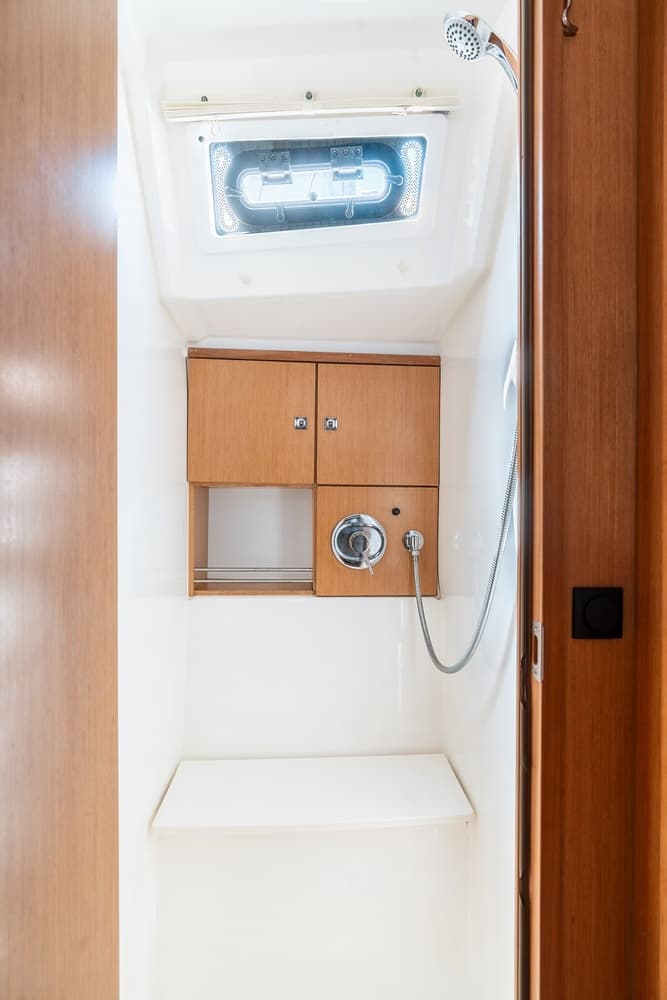 Bavaria 46 Cruiser - photo 11