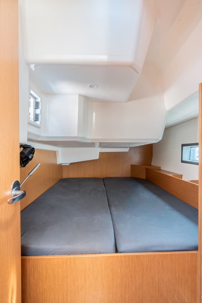 Bavaria C42 - photo 20