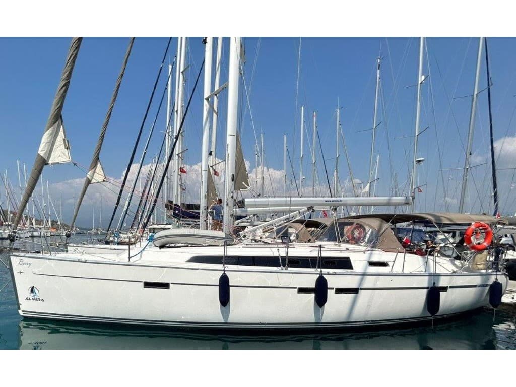 Bavaria 46 Cruiser - photo