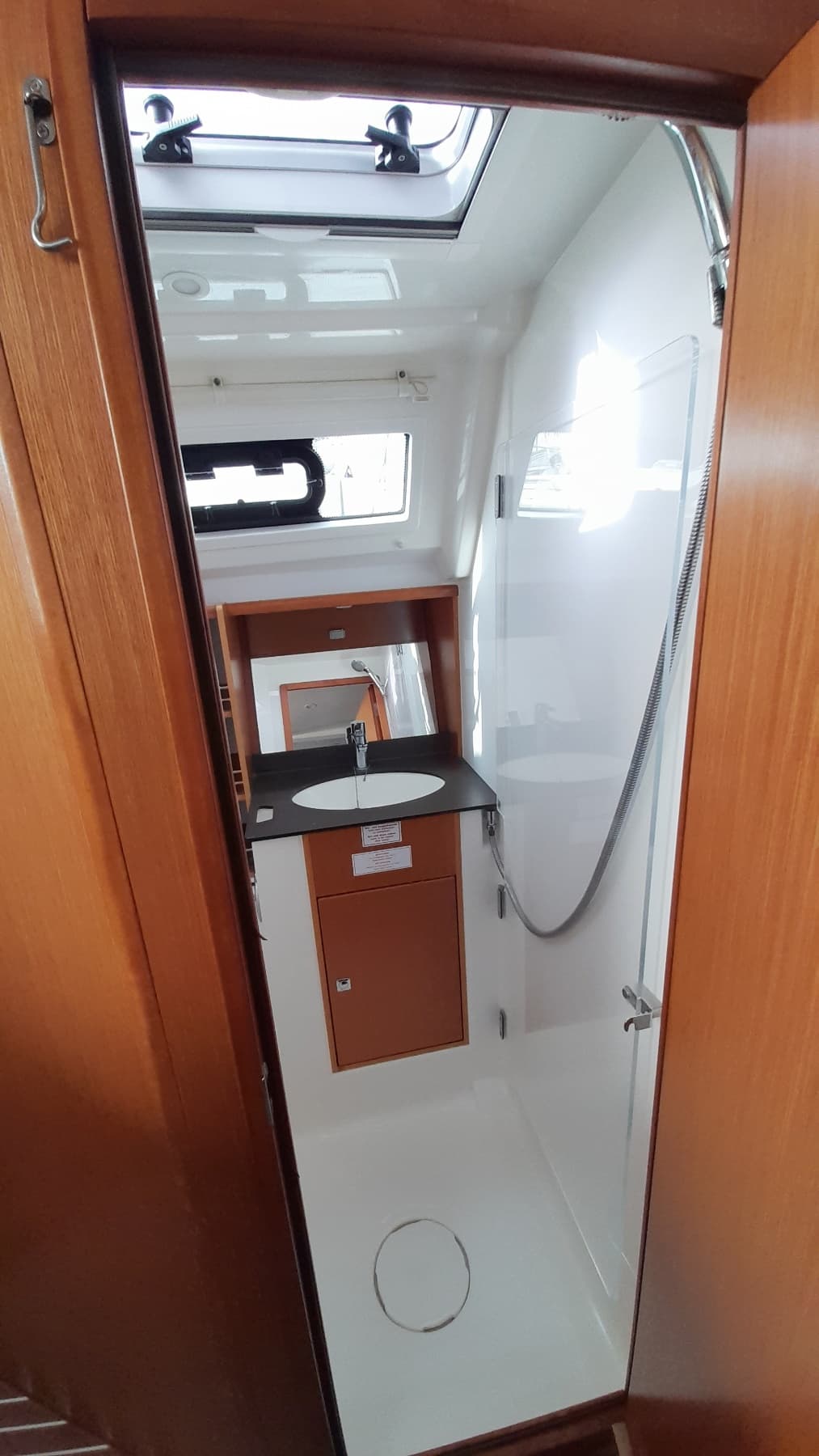 Bavaria 37 Cruiser - photo 7