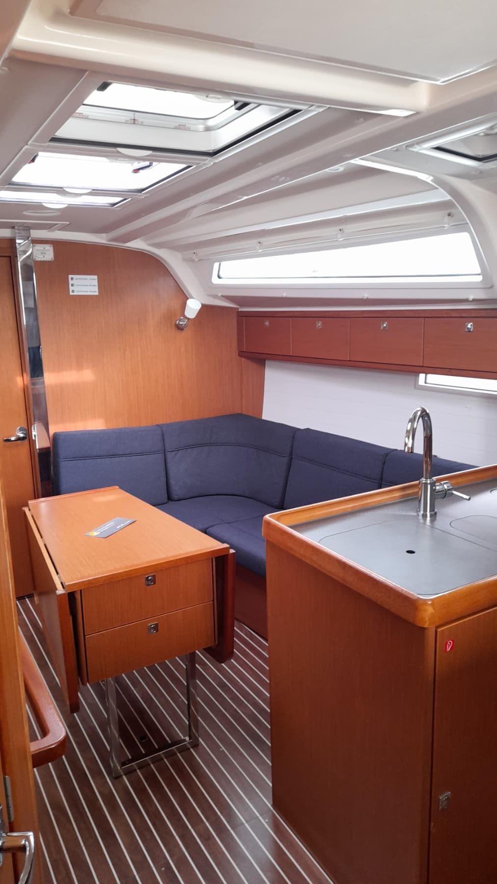 Bavaria 37 Cruiser - photo 18