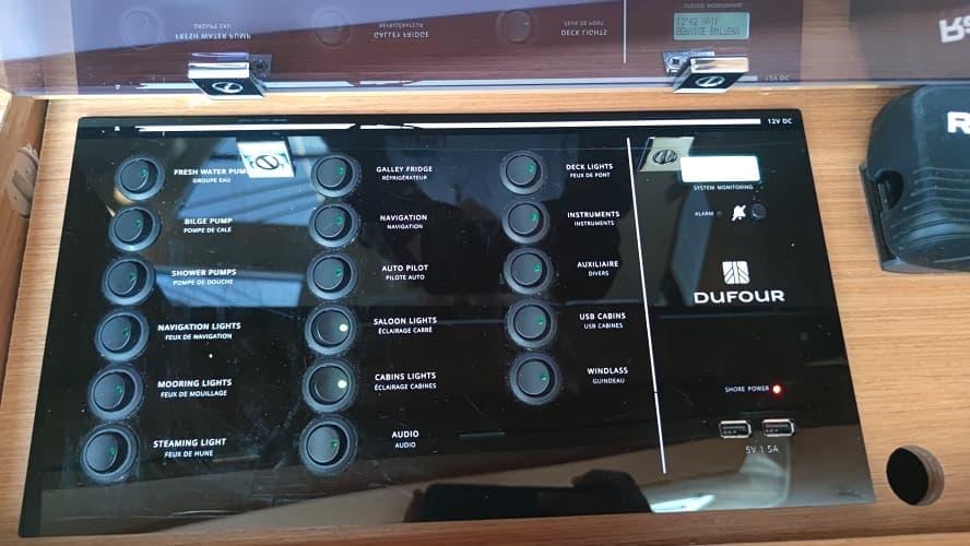 Dufour 360 - photo 4