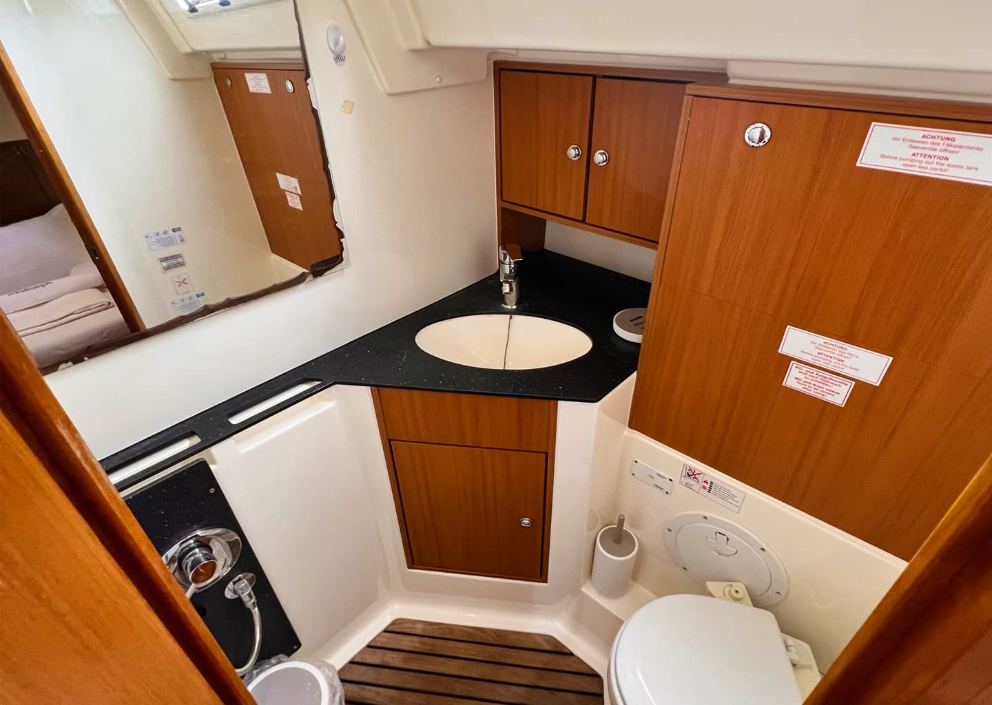 Bavaria 45 - photo 4