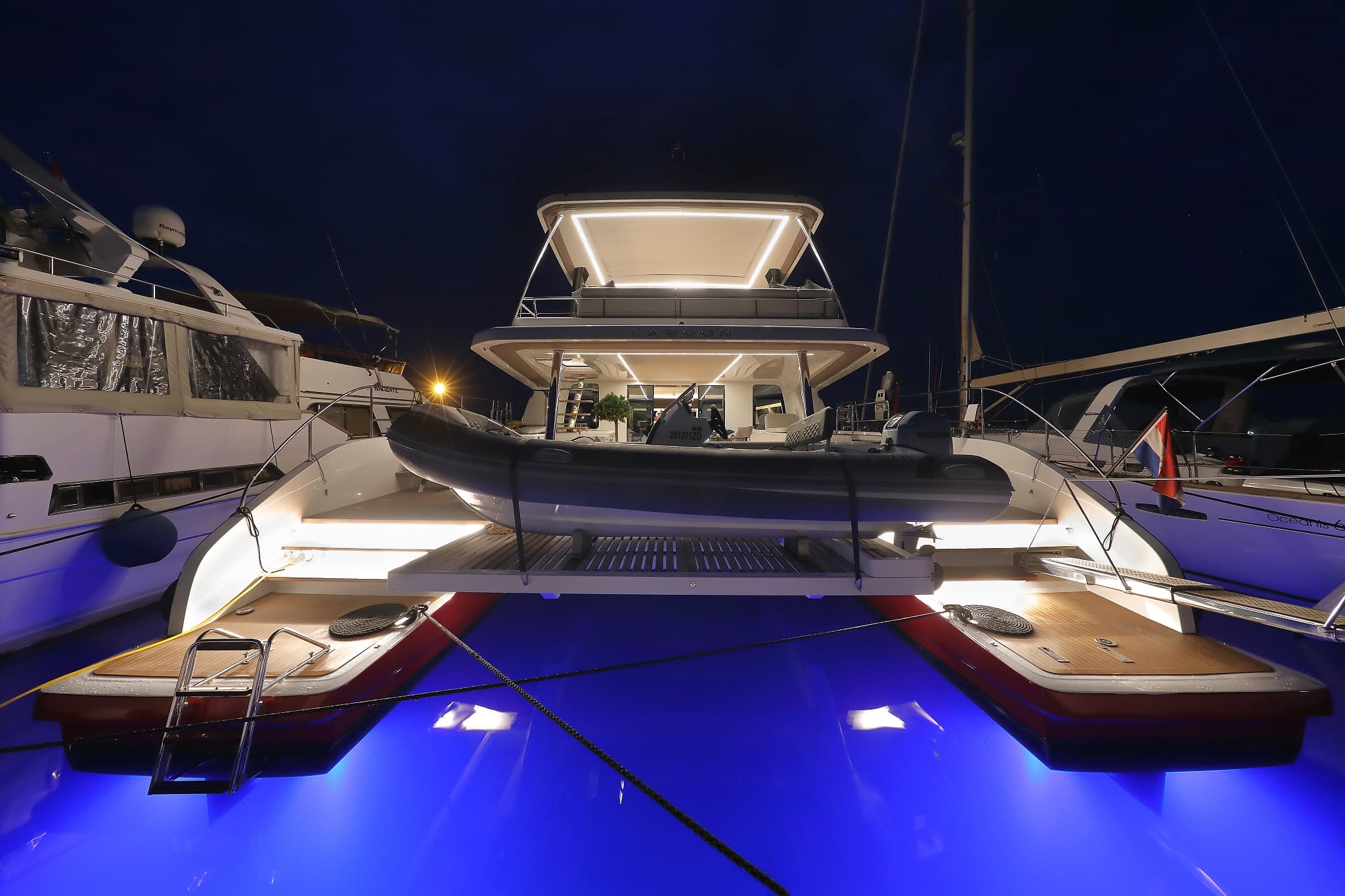 Lagoon Sixty 7 - photo 38