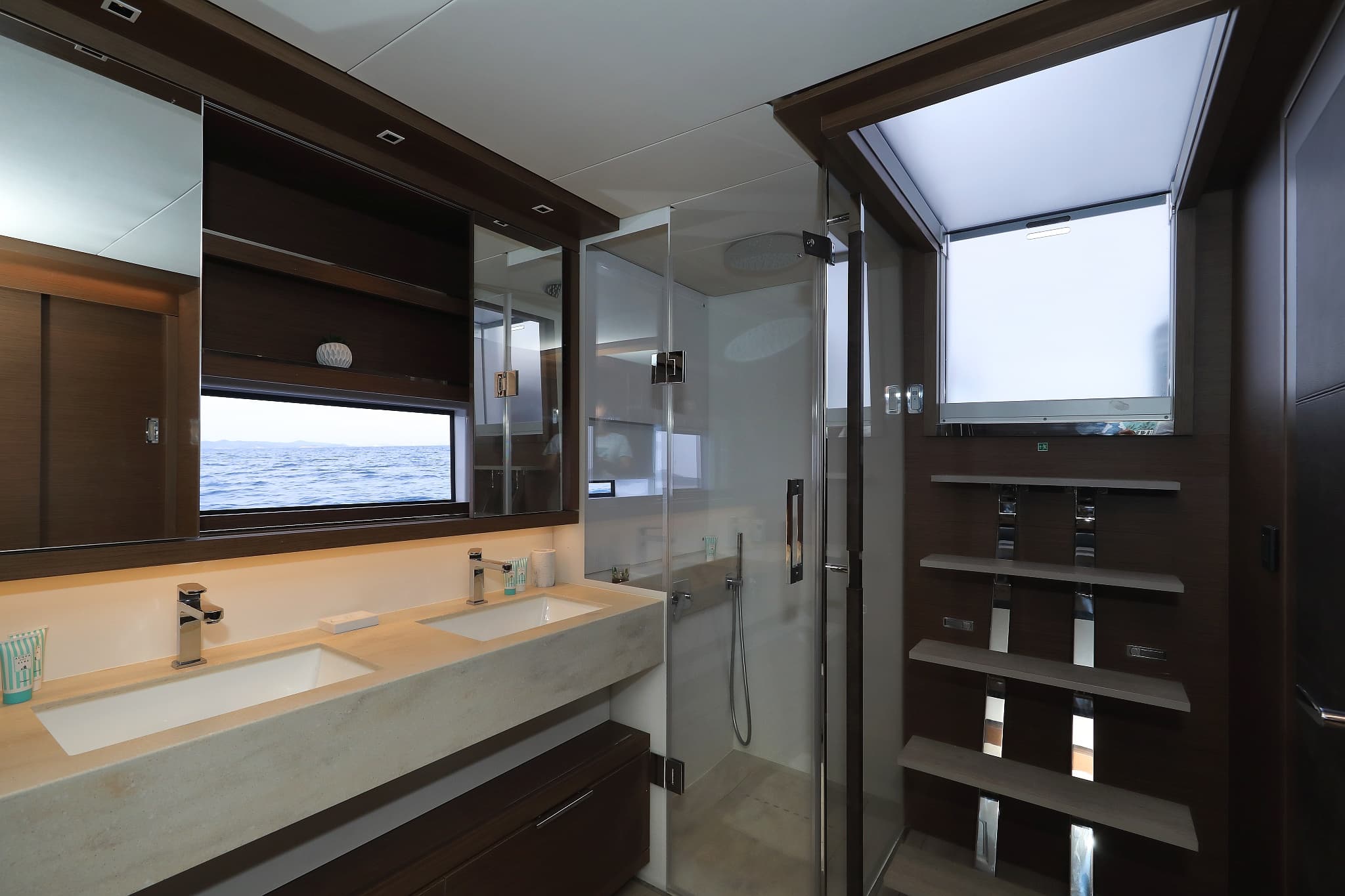 Lagoon Sixty 7 - photo 32