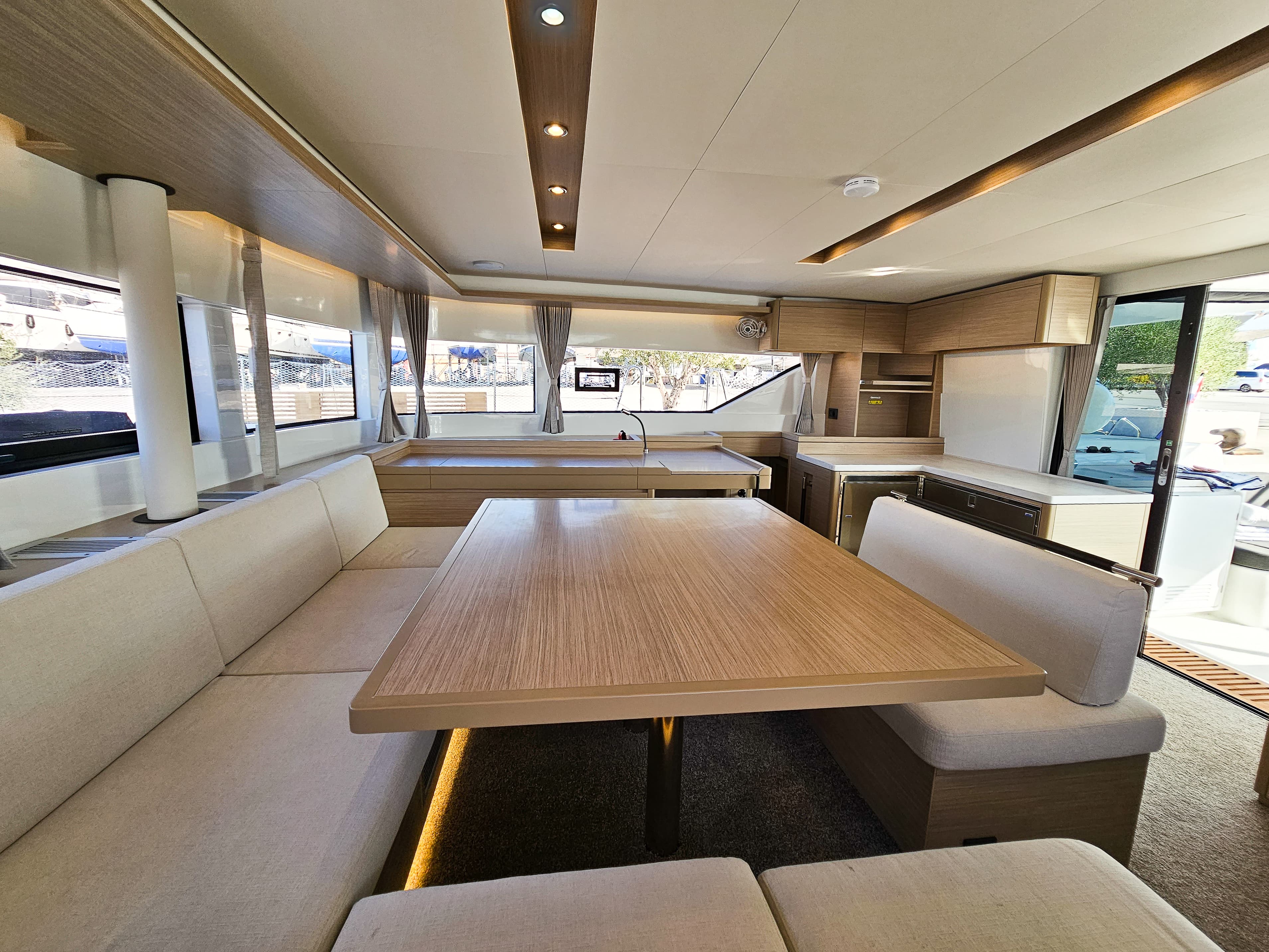 Lagoon 51 - photo 14