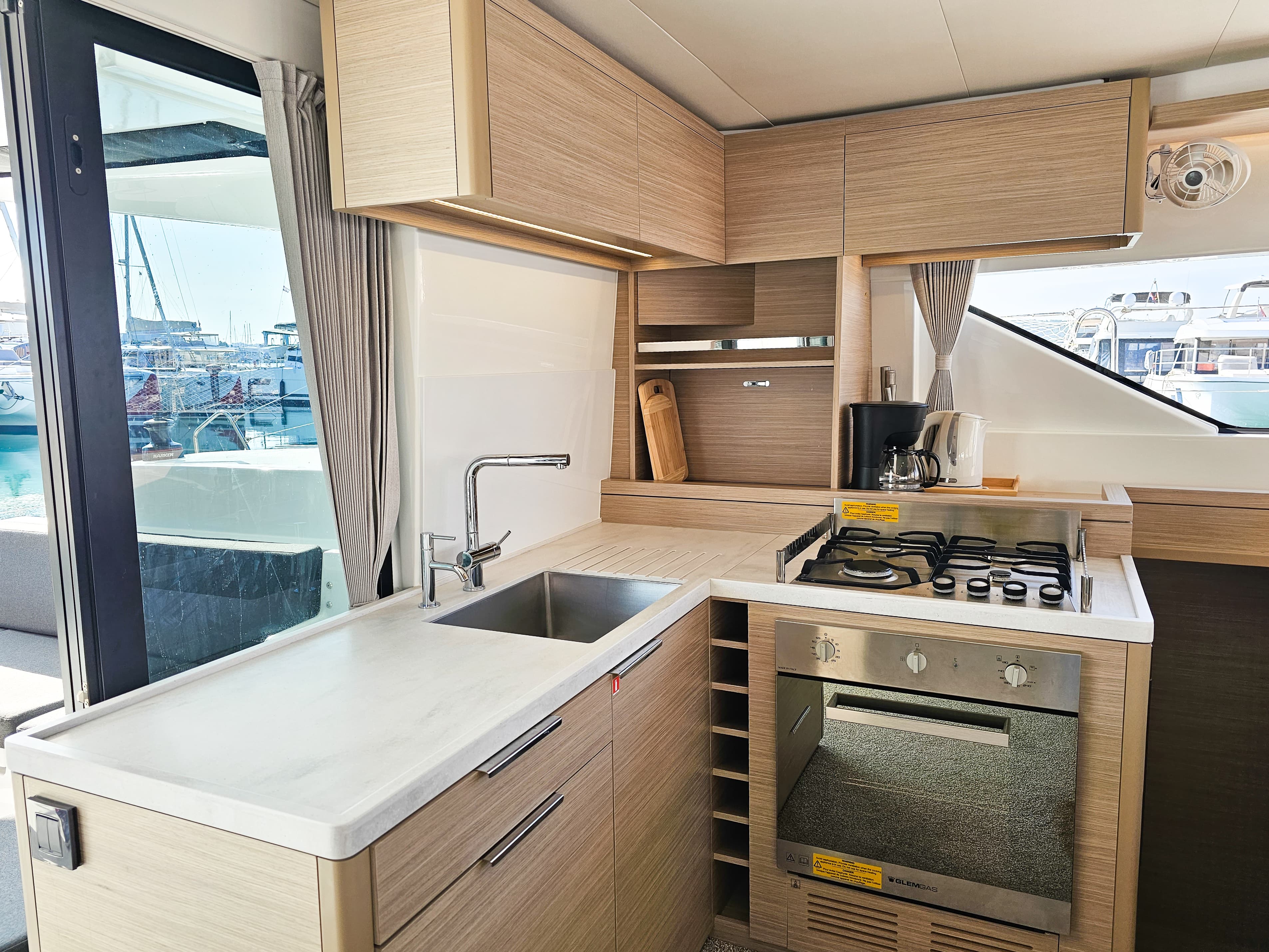 Lagoon 51 - photo 15