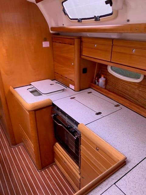 Bavaria 42 - photo 5