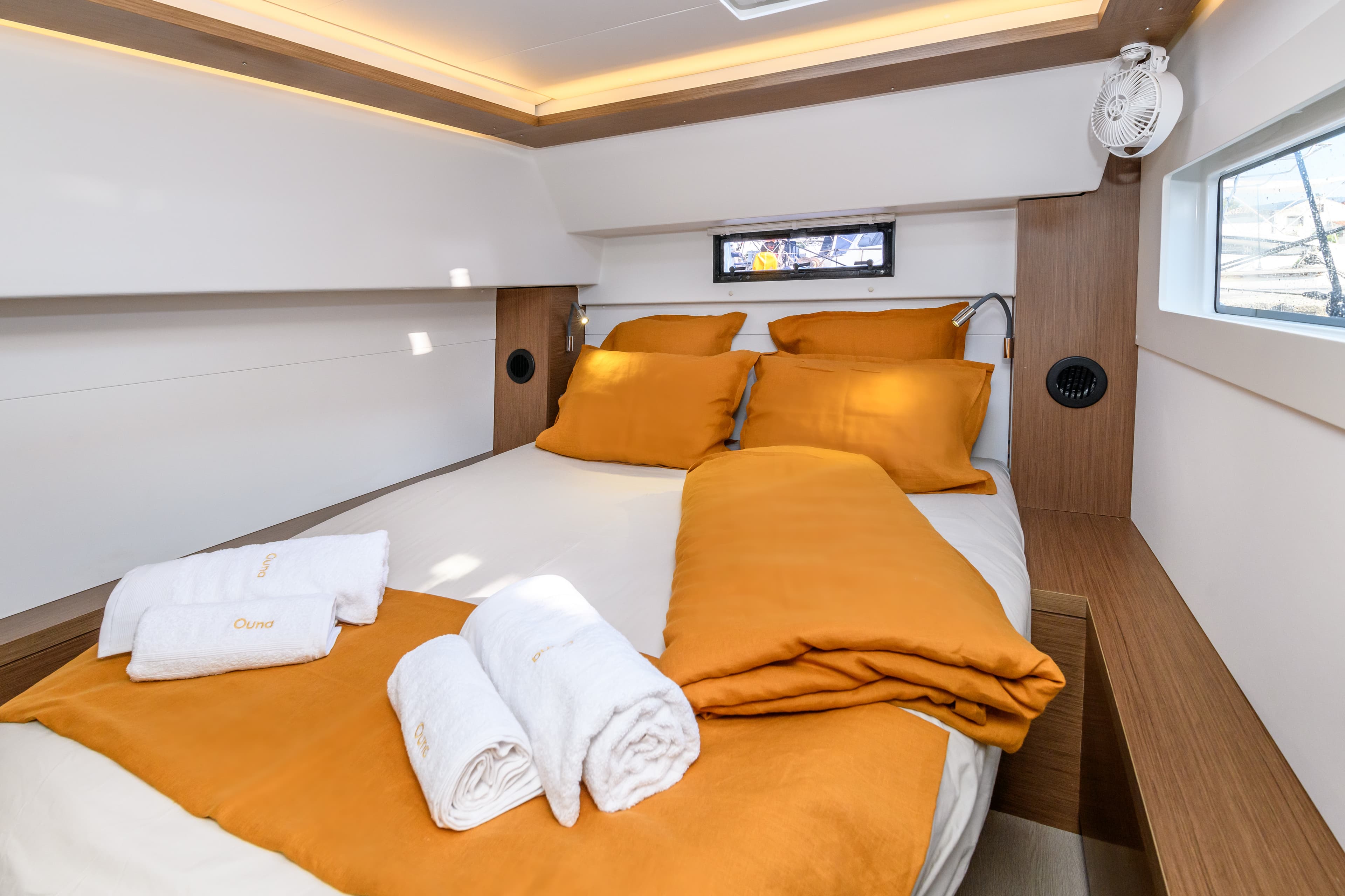 Lagoon 46  - photo 15