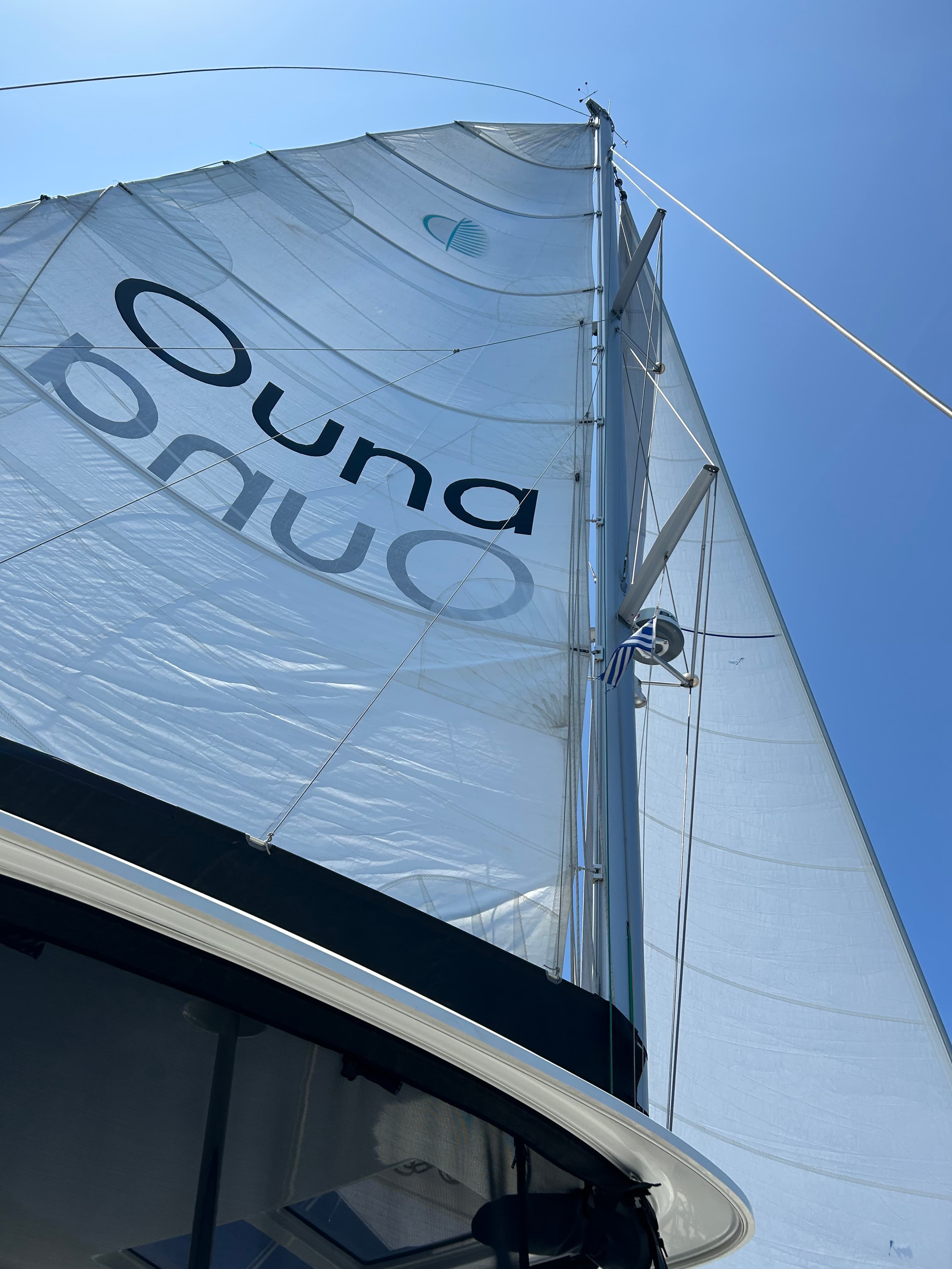 Lagoon 46  - photo 4