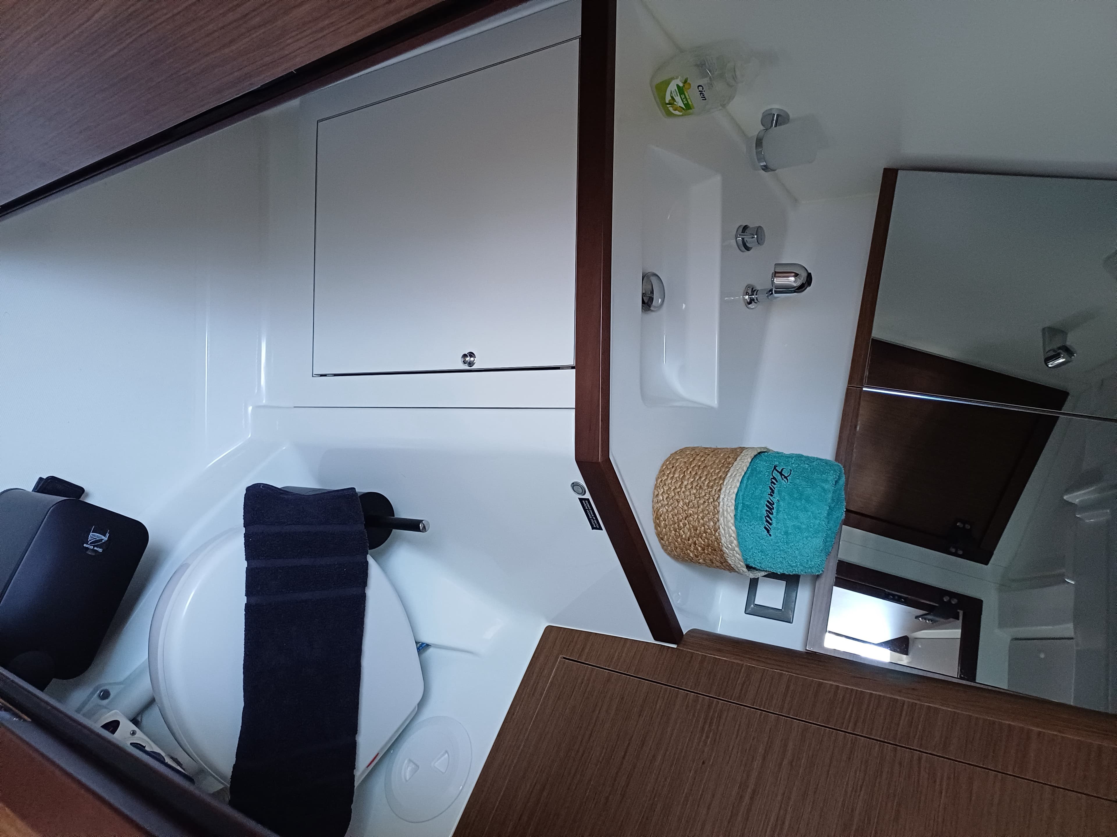 Oceanis 46.1 - photo 16