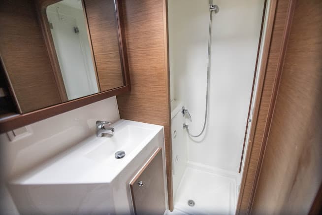 Lagoon 42 - photo 10