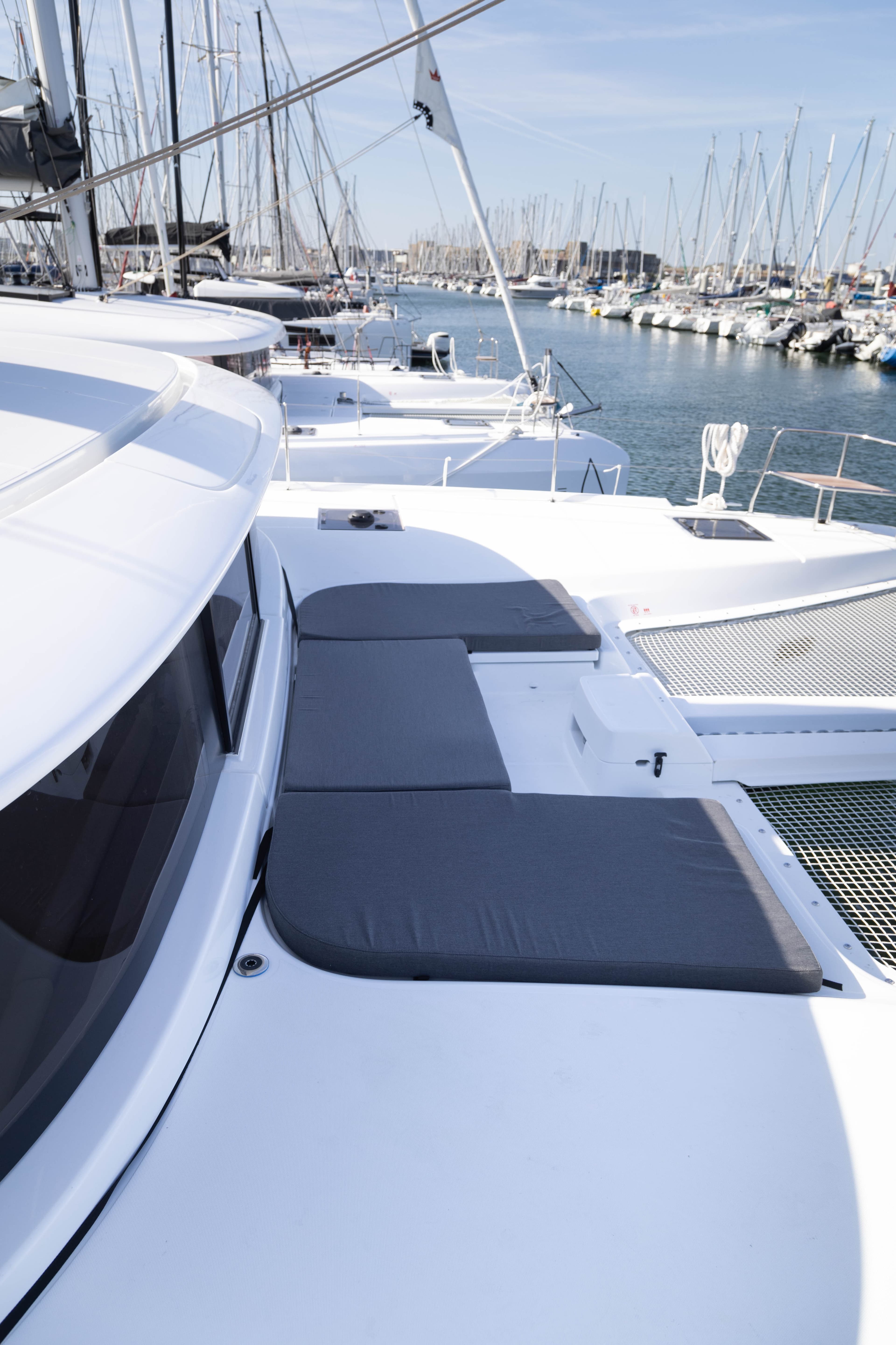 Lagoon 46  - photo 20