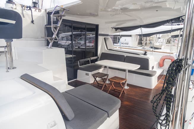 Lagoon 42 - photo 5