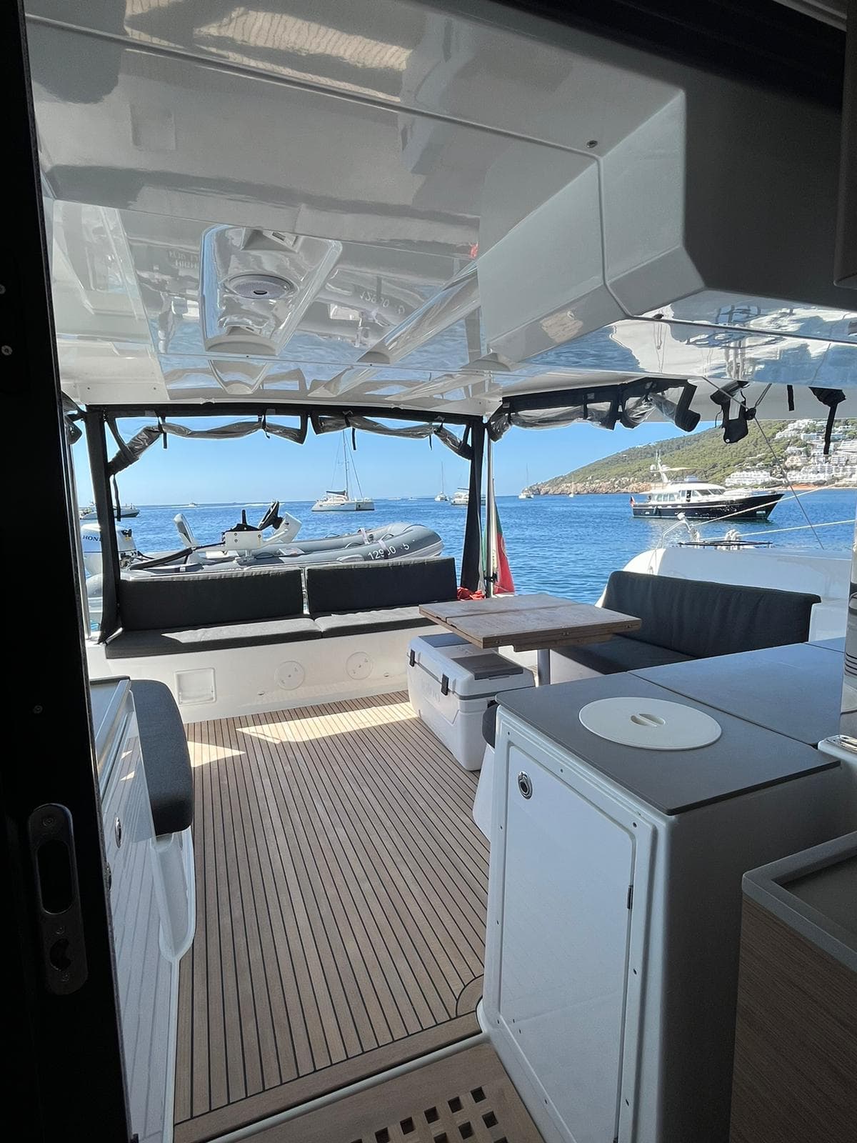 Lagoon 46  - photo 14