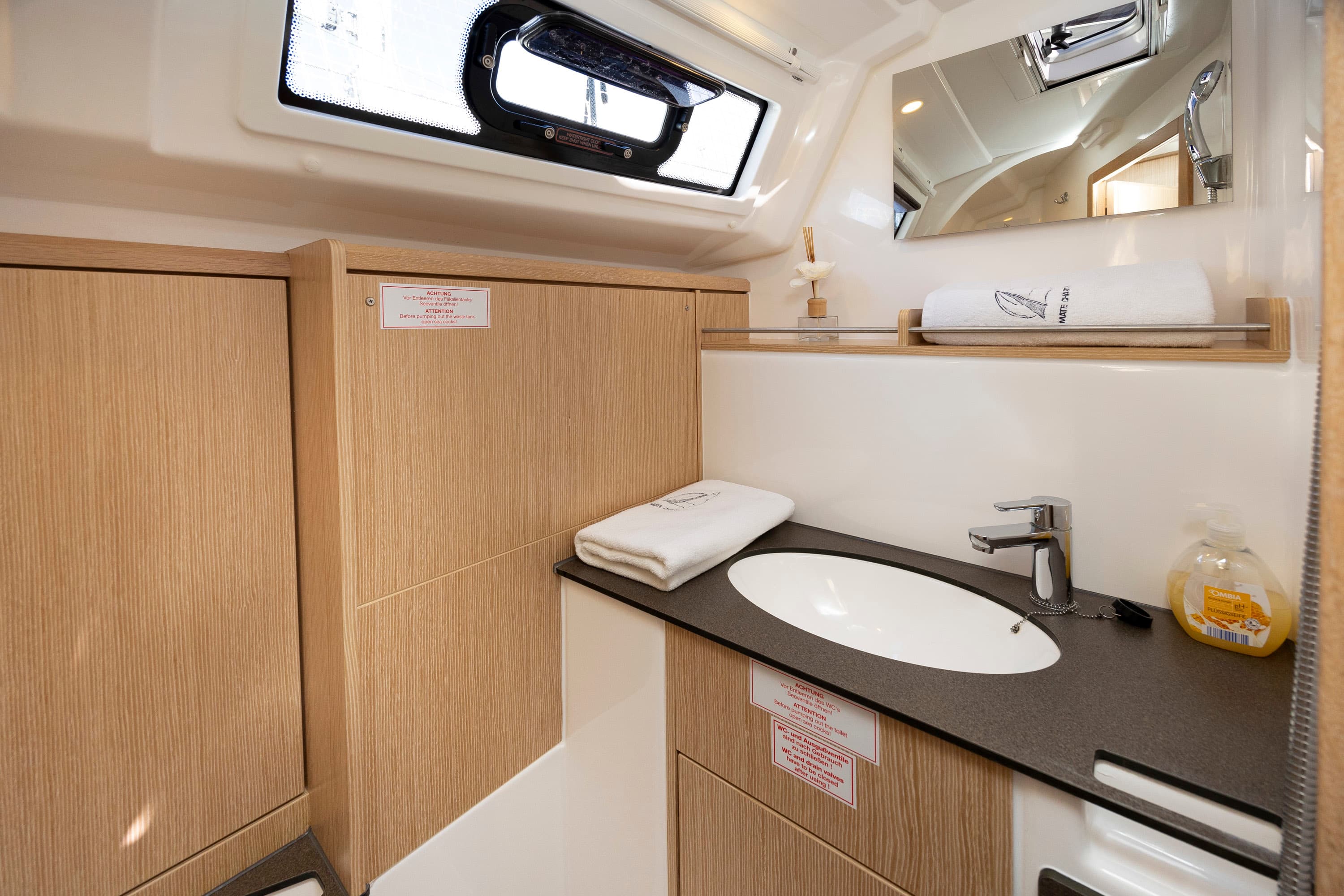 Bavaria Cruiser 37 Style - photo 22