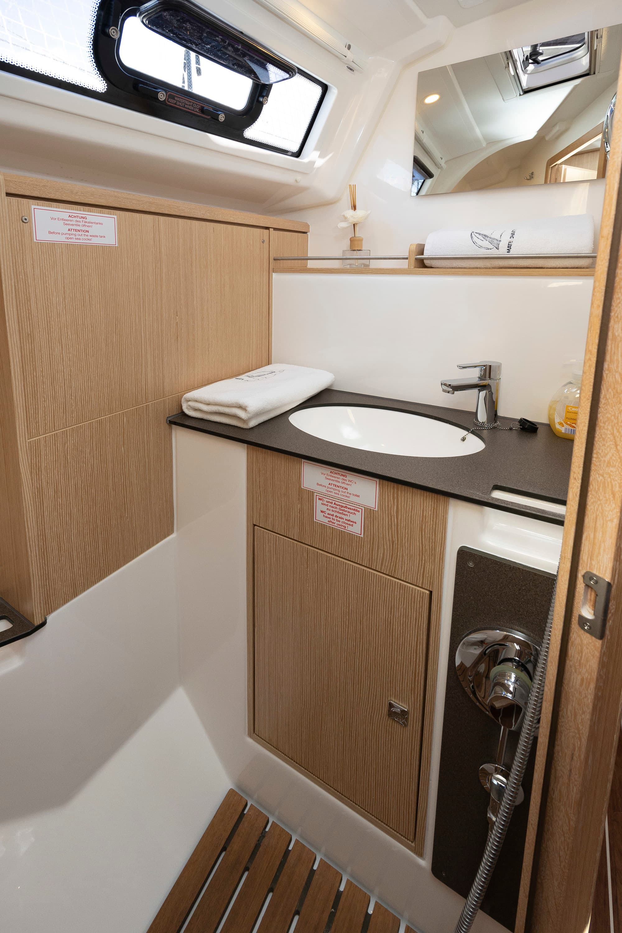 Bavaria Cruiser 37 Style - photo 15