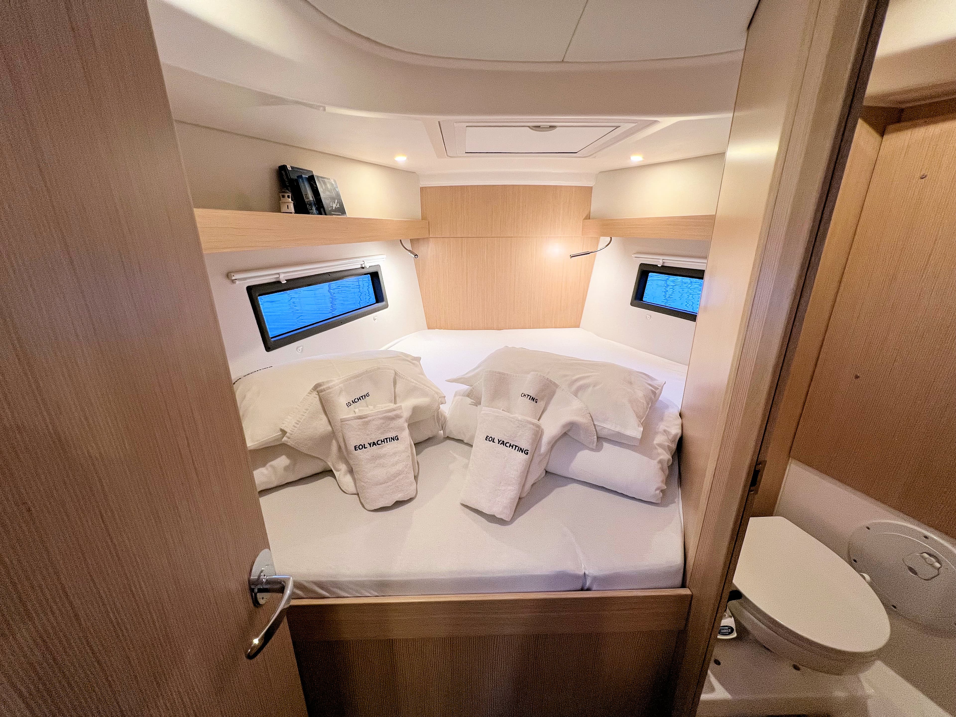 Bavaria C38 - photo 25