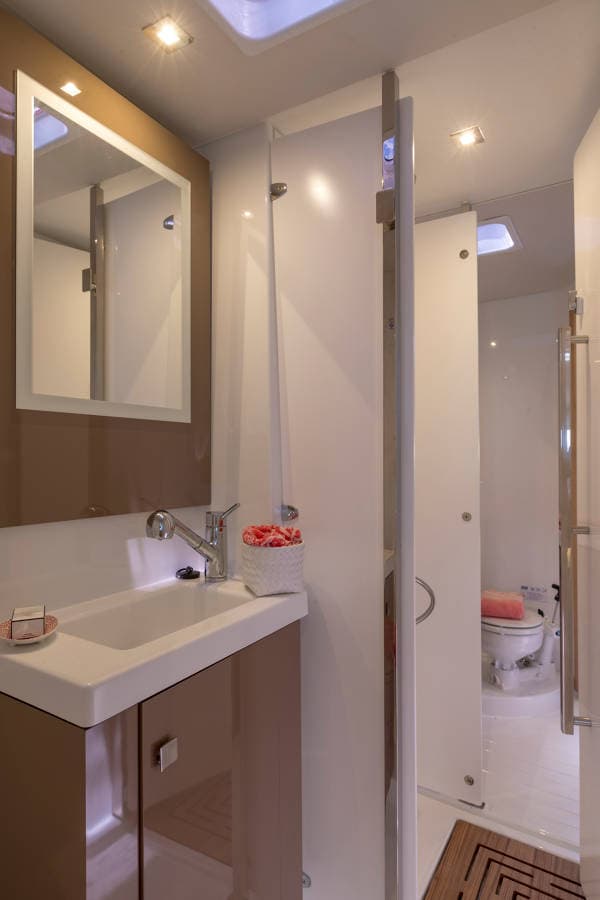 Astréa 42 - photo 19