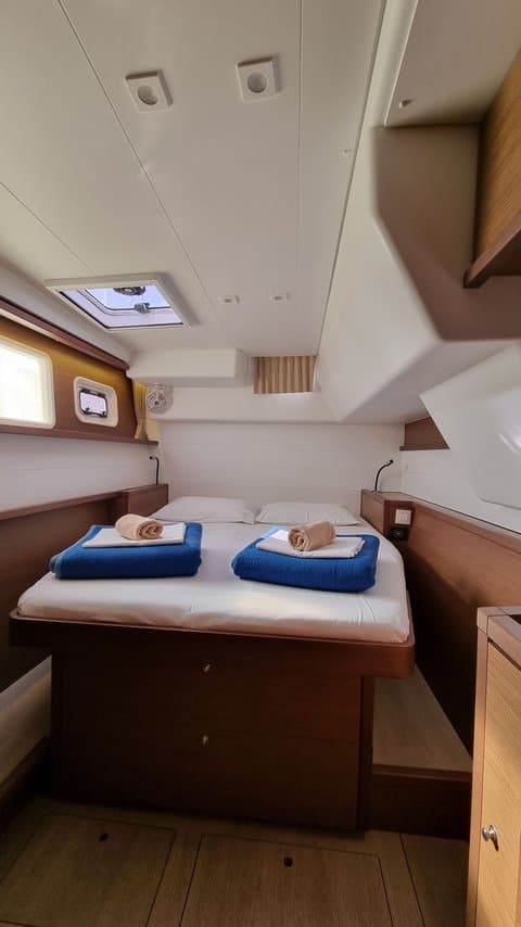 Lagoon 450 Fly - photo 8