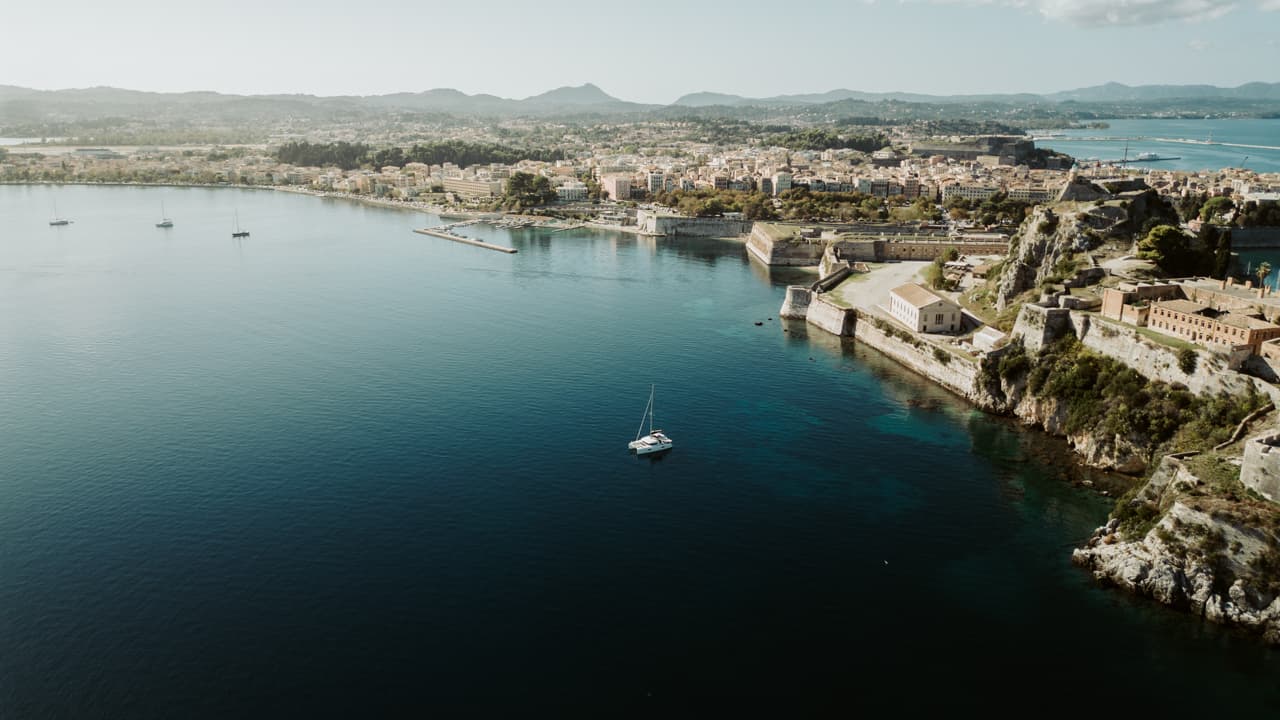 Lagoon 42 - photo 15