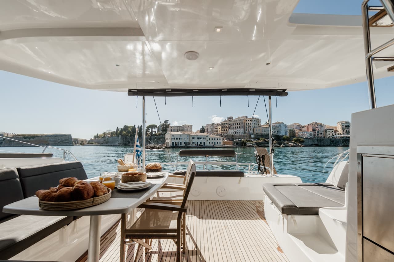 Lagoon 42 - photo 12