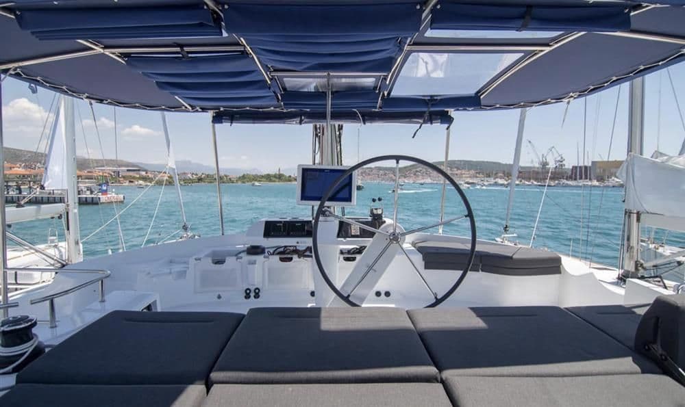 Lagoon 52F - photo 6