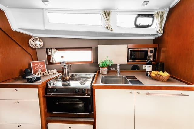 Oceanis 38 - photo 7