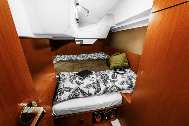 Oceanis 38 - photo 21