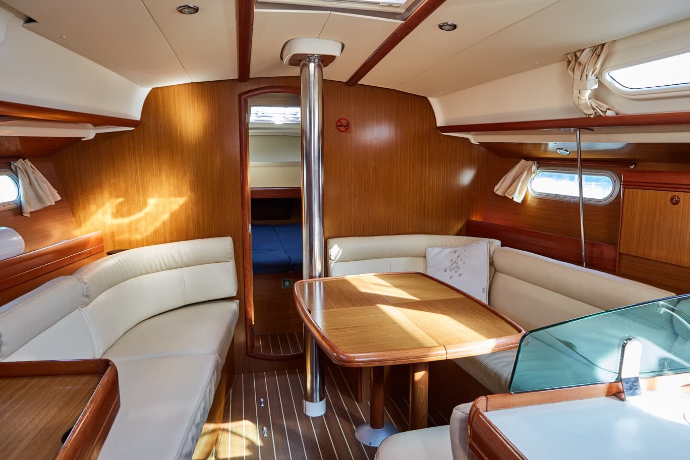 Sun Odyssey 39i - photo 14