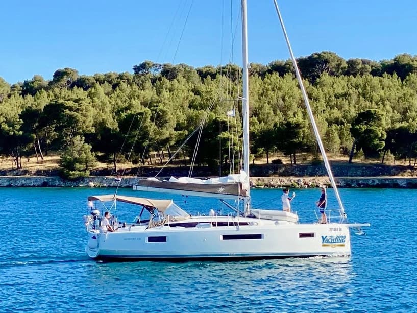 Sun Odyssey 410 - photo
