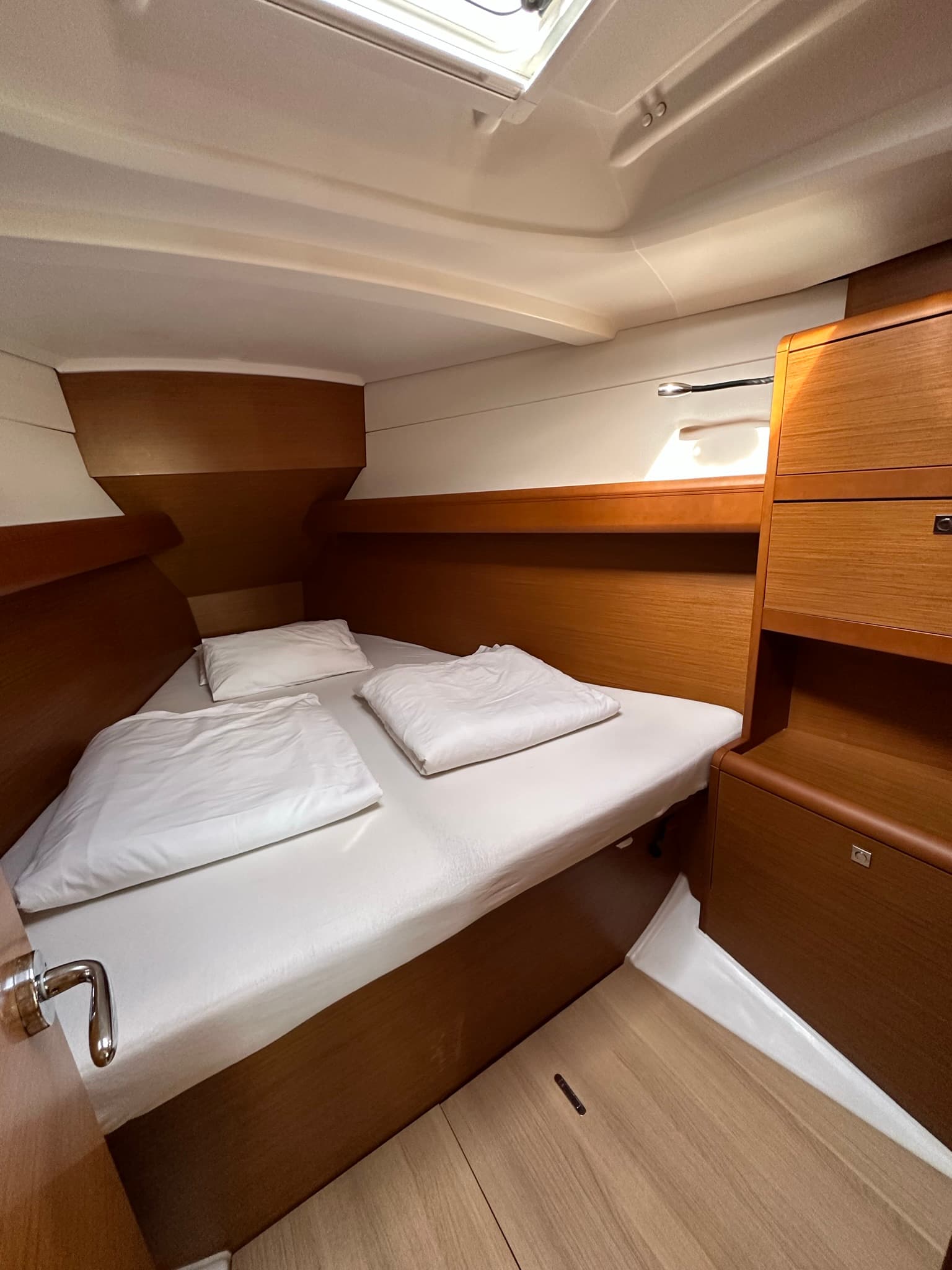 Sun Odyssey 389 - photo 9