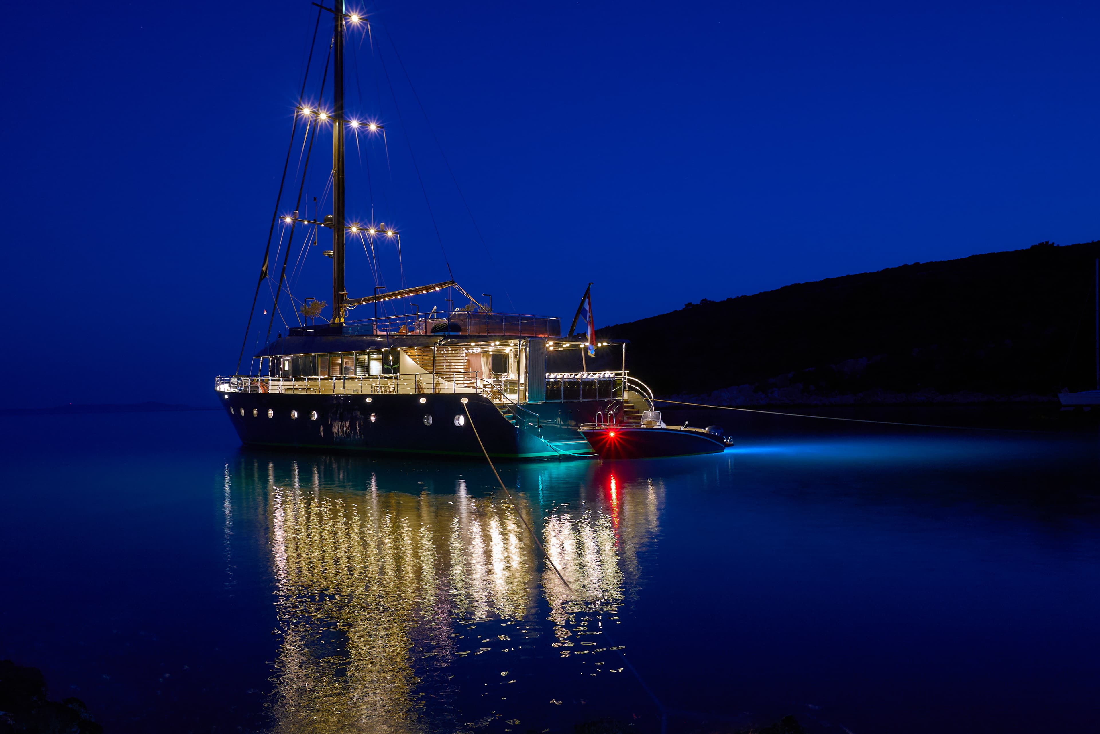 Luxury Sailing Yacht - photo 116